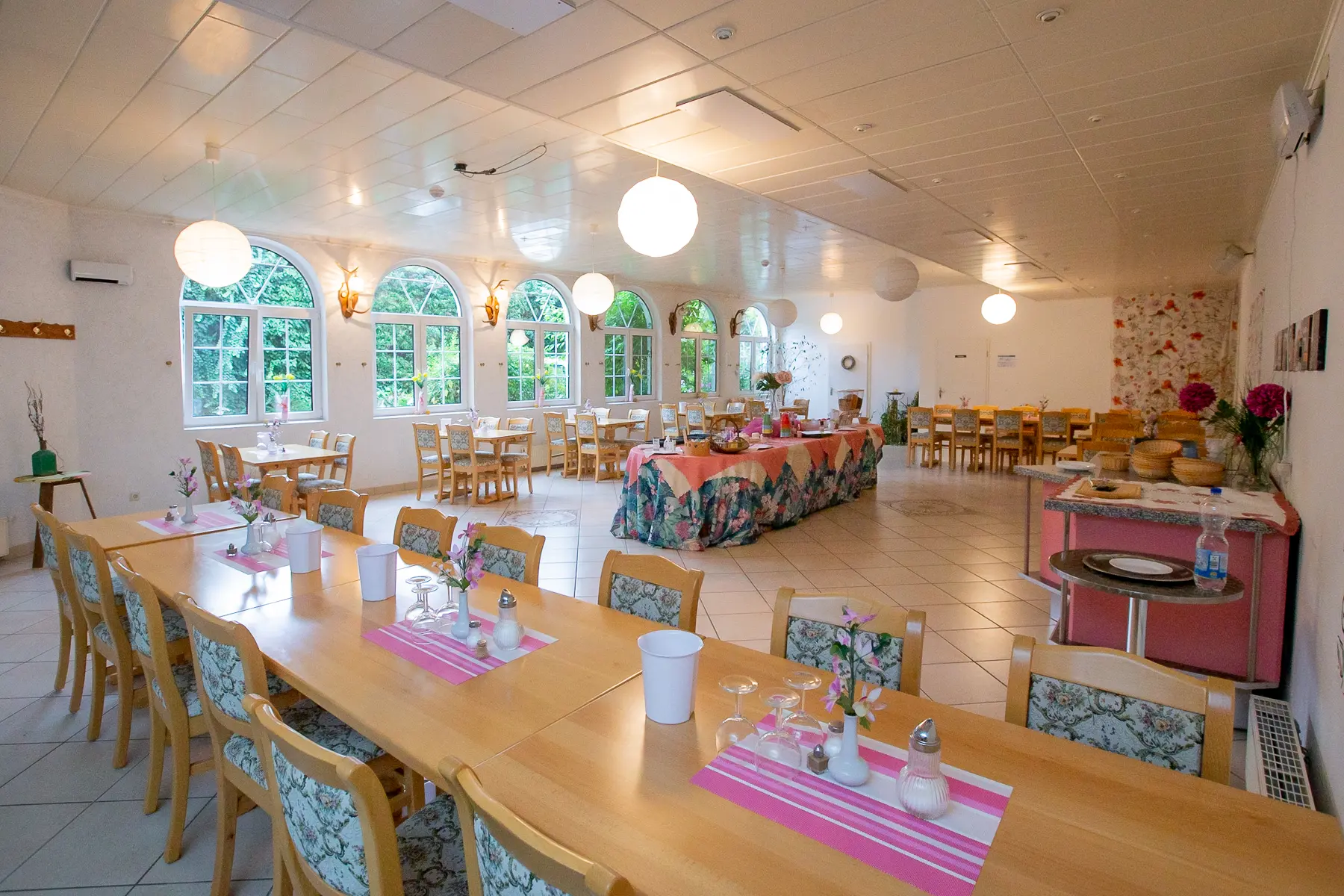 Saal Schlosshof Dolgesheim